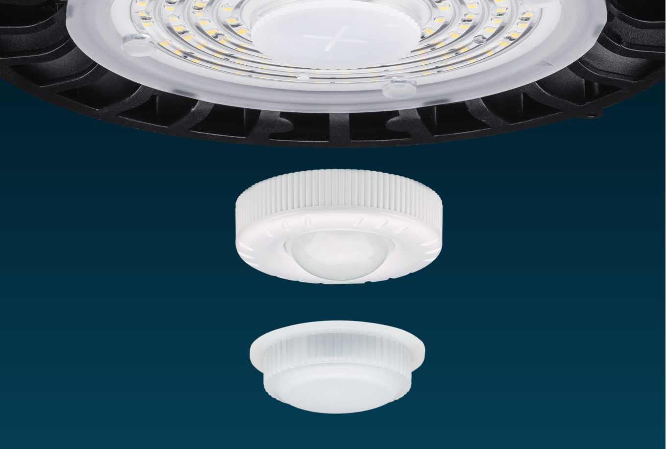 Plug and play sensing modules allow standard Toughbay™ Pro fittings to be easily adapted into microwave and PIR sensing options. The secure bung connection ensures the IP65 rating is maintained.